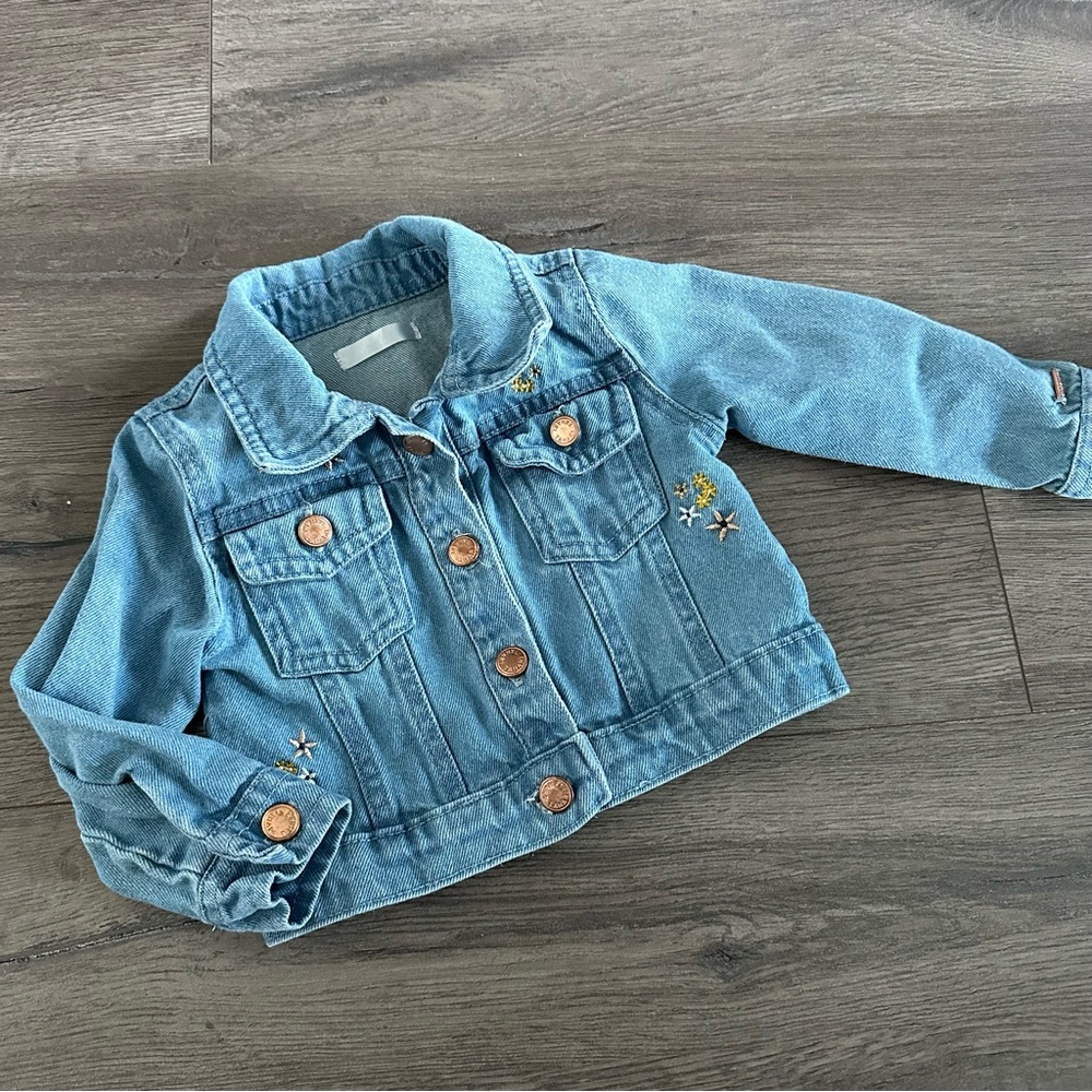Tahari Denim Jean Jacket 18M - Floral Embroidery,